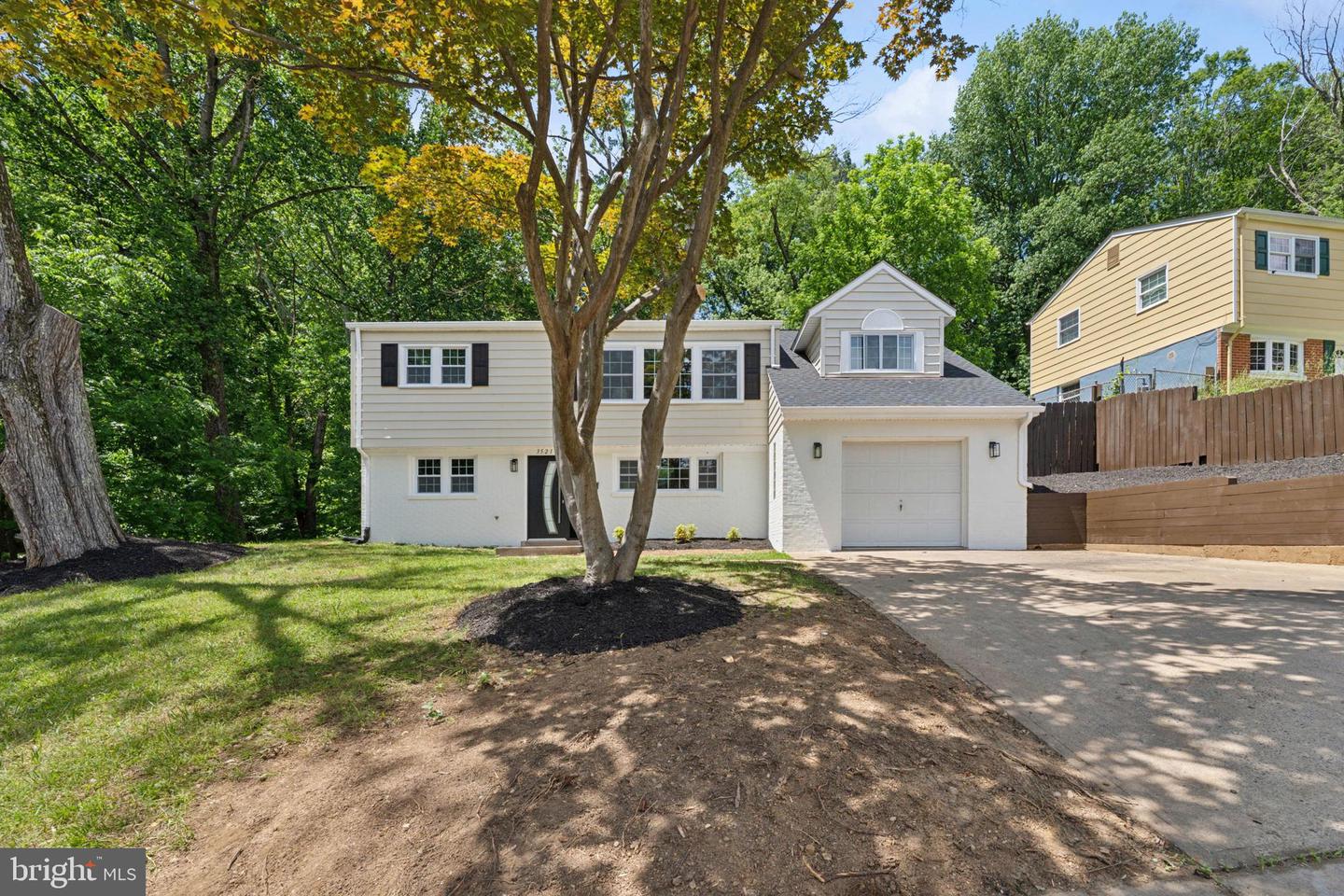3521 FORESTDALE AVE, WOODBRIDGE, Virginia 22193, 4 Bedrooms Bedrooms, ,2 BathroomsBathrooms,Residential,For sale,3521 FORESTDALE AVE,VAPW2095416 MLS # VAPW2095416
