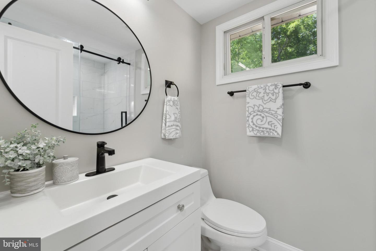 3521 FORESTDALE AVE, WOODBRIDGE, Virginia 22193, 4 Bedrooms Bedrooms, ,2 BathroomsBathrooms,Residential,For sale,3521 FORESTDALE AVE,VAPW2095416 MLS # VAPW2095416