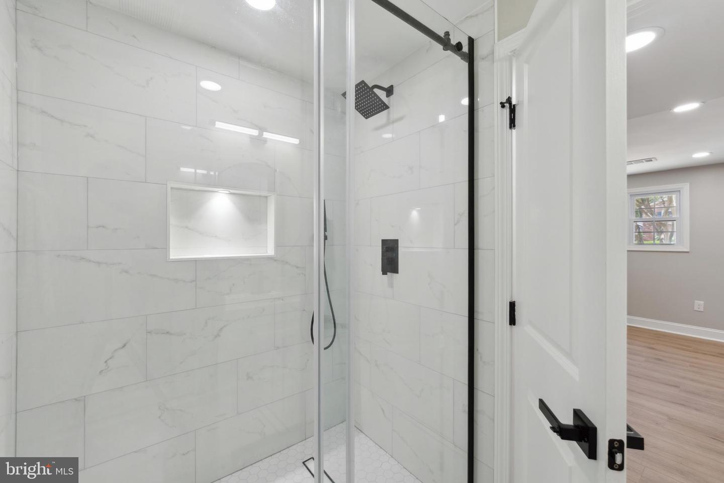 3521 FORESTDALE AVE, WOODBRIDGE, Virginia 22193, 4 Bedrooms Bedrooms, ,2 BathroomsBathrooms,Residential,For sale,3521 FORESTDALE AVE,VAPW2095416 MLS # VAPW2095416