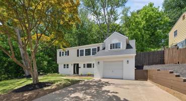 3521 FORESTDALE AVE, WOODBRIDGE, Virginia 22193, 4 Bedrooms Bedrooms, ,2 BathroomsBathrooms,Residential,For sale,3521 FORESTDALE AVE,VAPW2095416 MLS # VAPW2095416