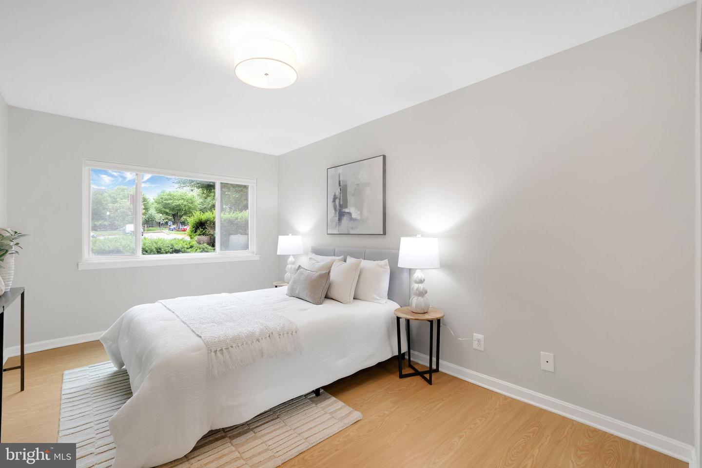 5041 7TH RD S #102, ARLINGTON, Virginia 22204, 2 Bedrooms Bedrooms, ,1 BathroomBathrooms,Residential,For sale,5041 7TH RD S #102,VAAR2058076 MLS # VAAR2058076