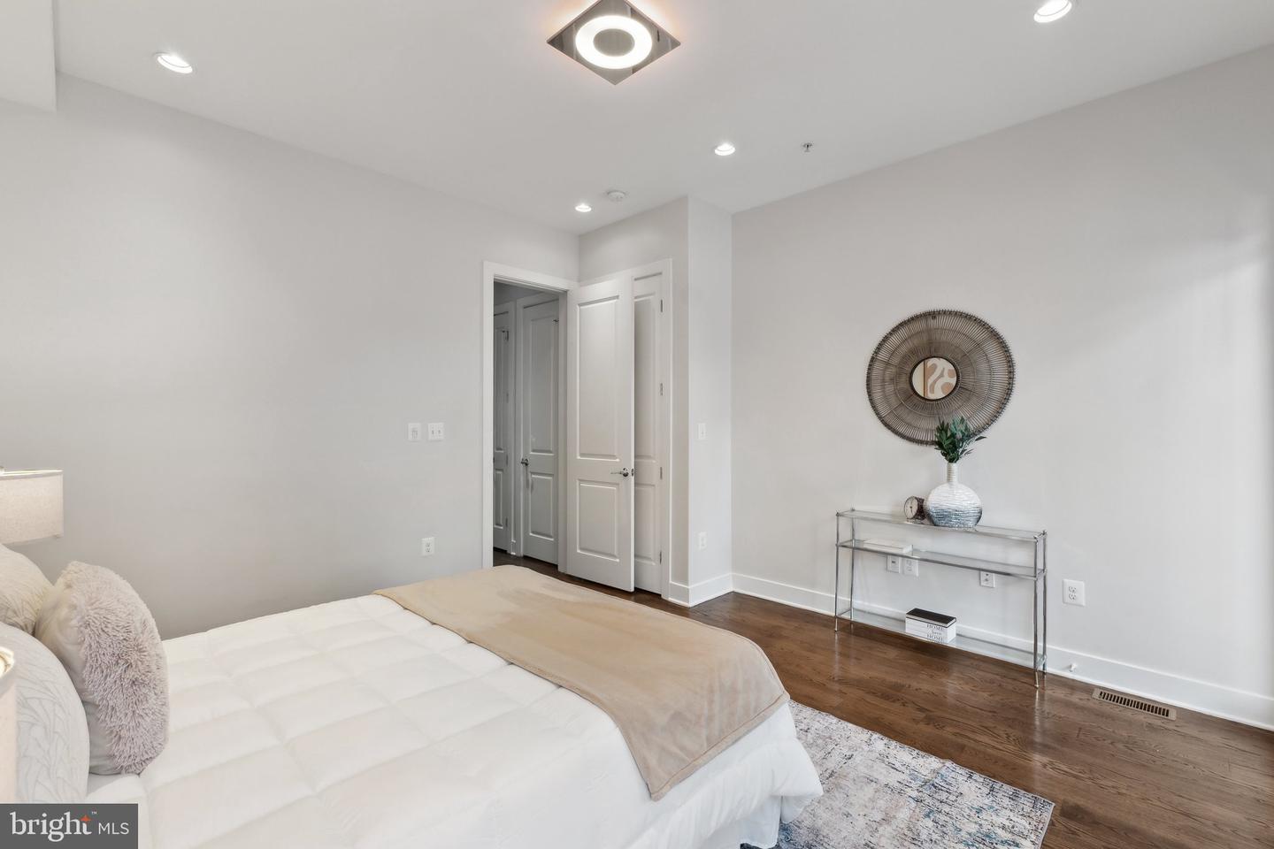 652 L ST NE #1, WASHINGTON, District Of Columbia 20002, 3 Bedrooms Bedrooms, ,3 BathroomsBathrooms,Residential,For sale,652 L ST NE #1,DCDC2202154 MLS # DCDC2202154