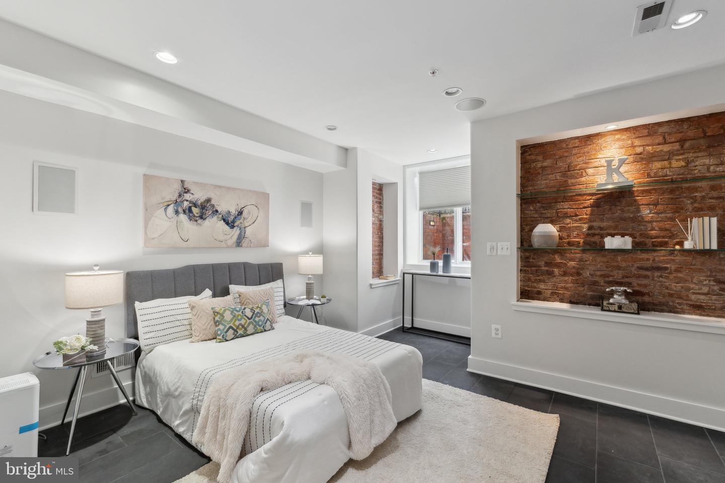 652 L ST NE #1, WASHINGTON, District Of Columbia 20002, 3 Bedrooms Bedrooms, ,3 BathroomsBathrooms,Residential,For sale,652 L ST NE #1,DCDC2202154 MLS # DCDC2202154