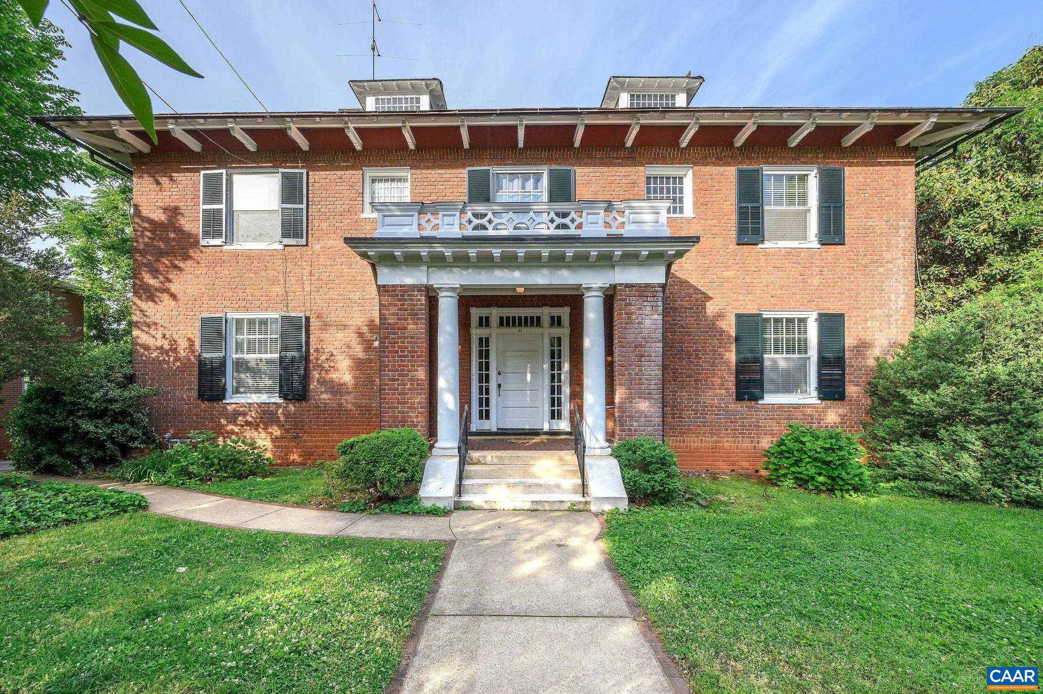 41 UNIVERSITY CIR, CHARLOTTESVILLE, Virginia 22903, ,Residential,41 UNIVERSITY CIR,664294 MLS # 664294