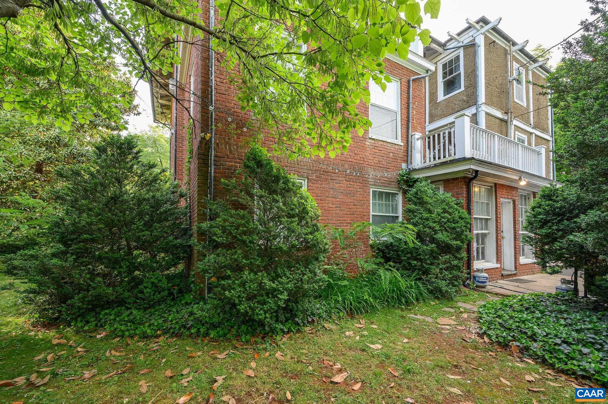 41 UNIVERSITY CIR, CHARLOTTESVILLE, Virginia 22903, ,Residential,41 UNIVERSITY CIR,664294 MLS # 664294