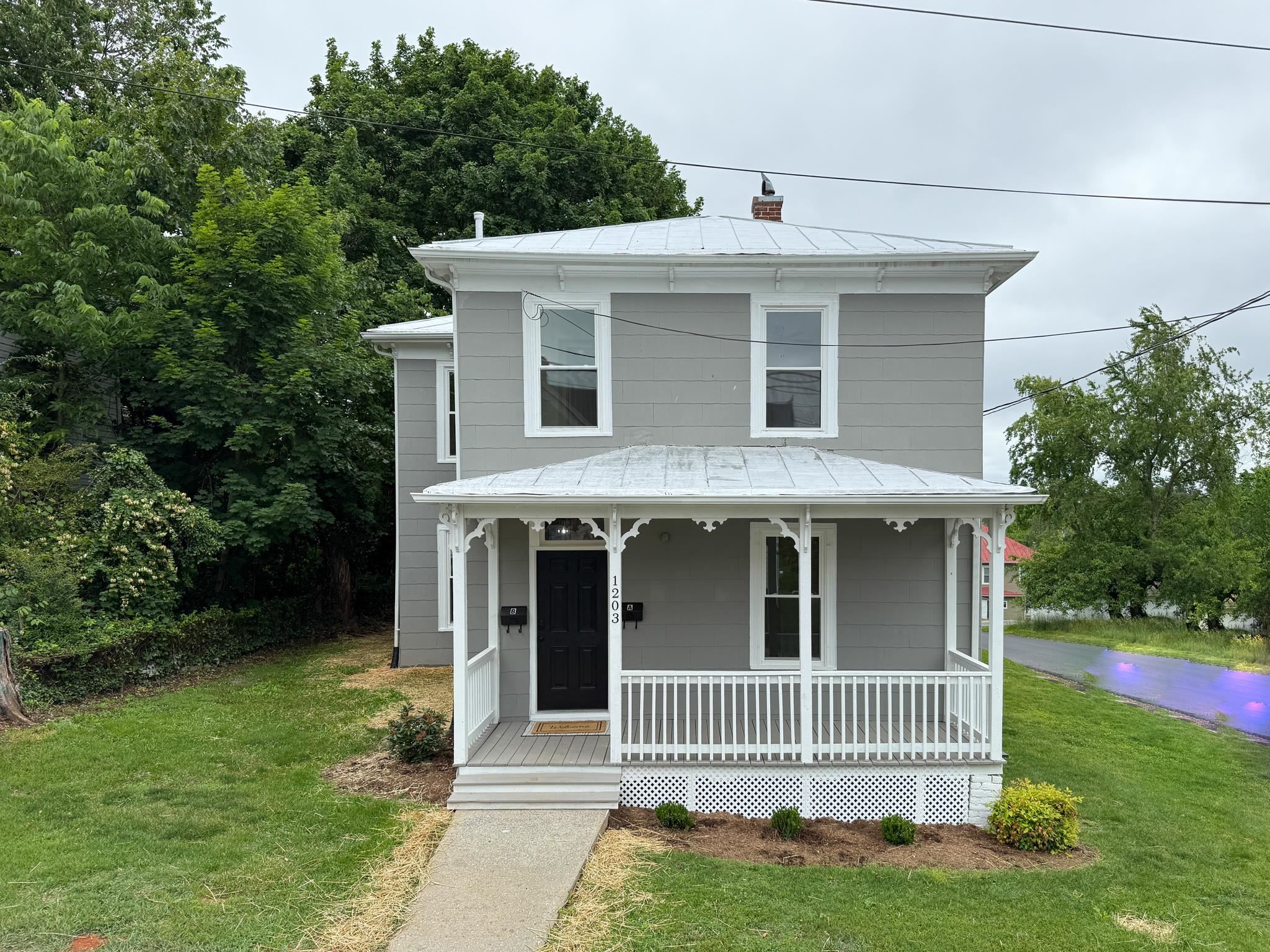 1203 WALNUT ST, STAUNTON, Virginia 24401, ,Residential,1203 WALNUT ST,664921 MLS # 664921