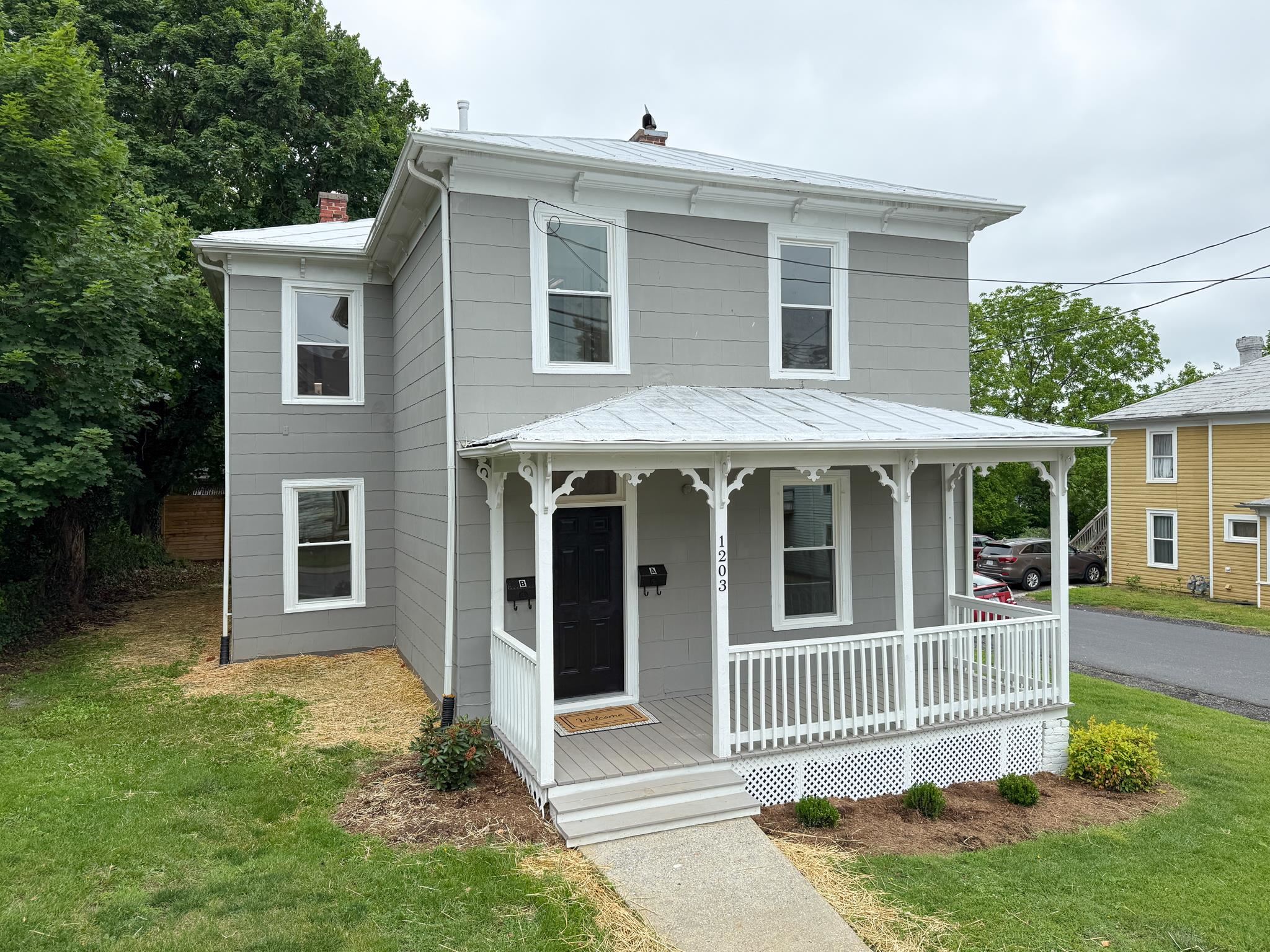 1203 WALNUT ST, STAUNTON, Virginia 24401, ,Residential,1203 WALNUT ST,664921 MLS # 664921