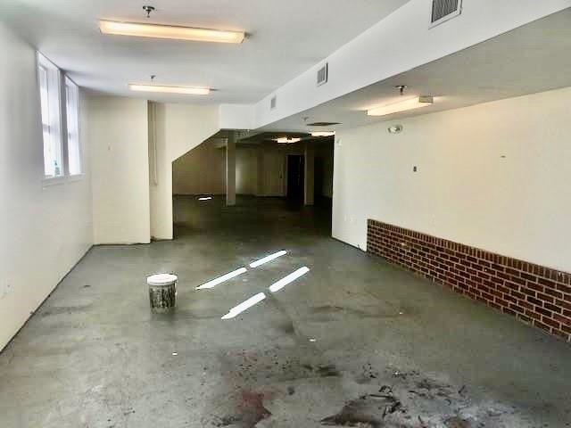 41 N AUGUSTA ST, STAUNTON, Virginia 24401, ,Commercial,41 N AUGUSTA ST,664910 MLS # 664910