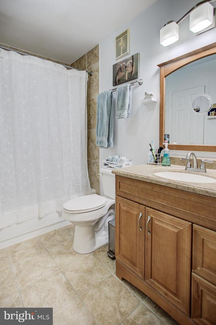 4505 SAHALEE CT #A, ALEXANDRIA, Virginia 22312, 1 Bedroom Bedrooms, ,1 BathroomBathrooms,Residential,For sale,4505 SAHALEE CT #A,VAFX2219446 MLS # VAFX2219446