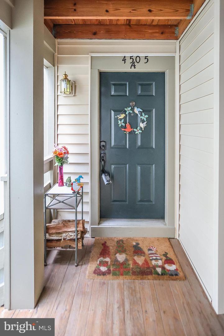 4505 SAHALEE CT #A, ALEXANDRIA, Virginia 22312, 1 Bedroom Bedrooms, ,1 BathroomBathrooms,Residential,For sale,4505 SAHALEE CT #A,VAFX2219446 MLS # VAFX2219446