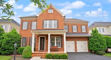 18971 KIPHEART DR, LEESBURG, Virginia 20176, 4 Bedrooms Bedrooms, 8 Rooms Rooms,4 BathroomsBathrooms,Residential,For sale,18971 KIPHEART DR,VALO2087988 MLS # VALO2087988