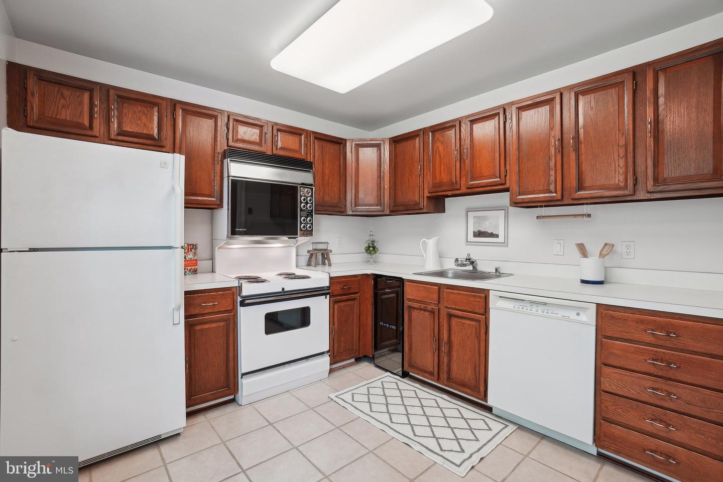 414 3RD ST SE, WASHINGTON, District Of Columbia 20003, 3 Bedrooms Bedrooms, ,3 BathroomsBathrooms,Residential,For sale,414 3RD ST SE,DCDC2184756 MLS # DCDC2184756