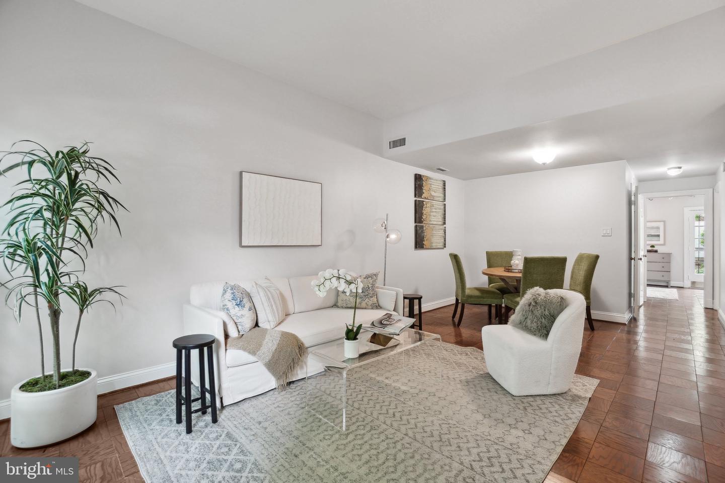 414 3RD ST SE, WASHINGTON, District Of Columbia 20003, 3 Bedrooms Bedrooms, ,3 BathroomsBathrooms,Residential,For sale,414 3RD ST SE,DCDC2184756 MLS # DCDC2184756