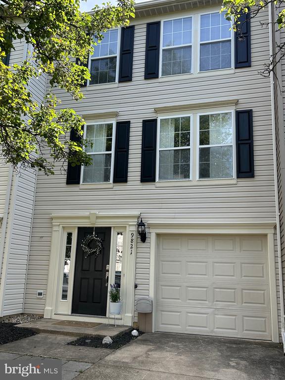 9821 BARTLEY CT, FREDERICKSBURG, Virginia 22408, 3 Bedrooms Bedrooms, ,2 BathroomsBathrooms,Residential,9821 BARTLEY CT,VASP2033294 MLS # VASP2033294