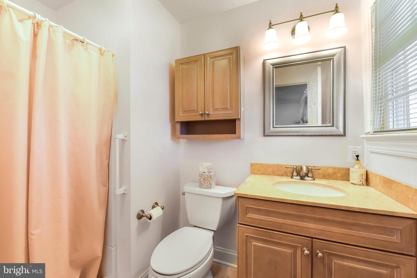 17029 HAMILTON STATION RD, HAMILTON, Virginia 20158, 3 Bedrooms Bedrooms, ,4 BathroomsBathrooms,Residential,For sale,17029 HAMILTON STATION RD,VALO2089620 MLS # VALO2089620