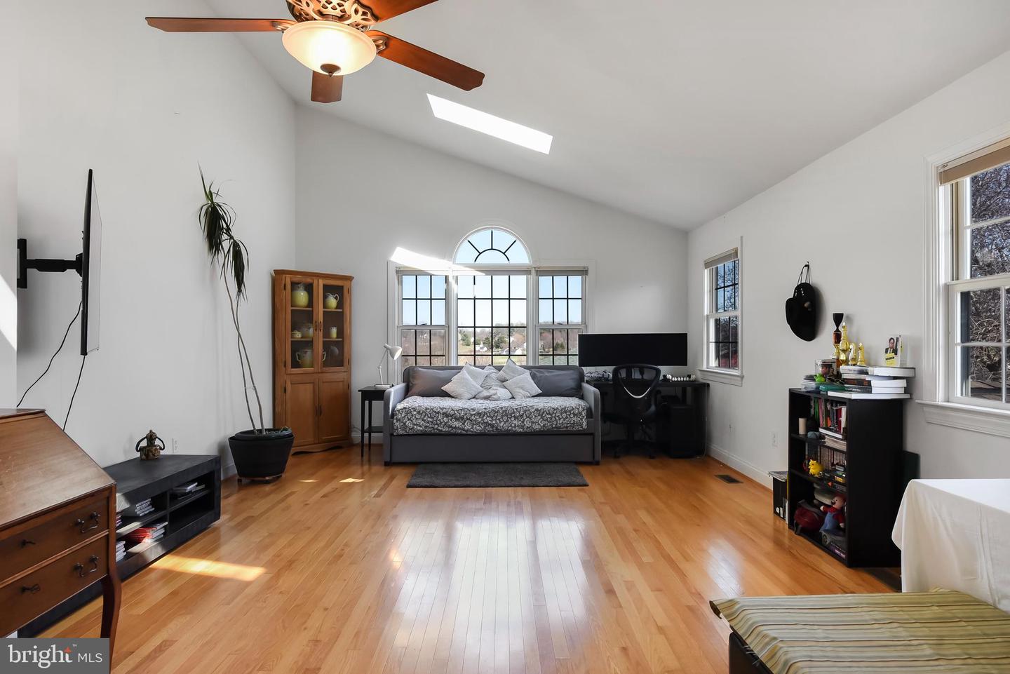 17029 HAMILTON STATION RD, HAMILTON, Virginia 20158, 3 Bedrooms Bedrooms, ,4 BathroomsBathrooms,Residential,For sale,17029 HAMILTON STATION RD,VALO2089620 MLS # VALO2089620