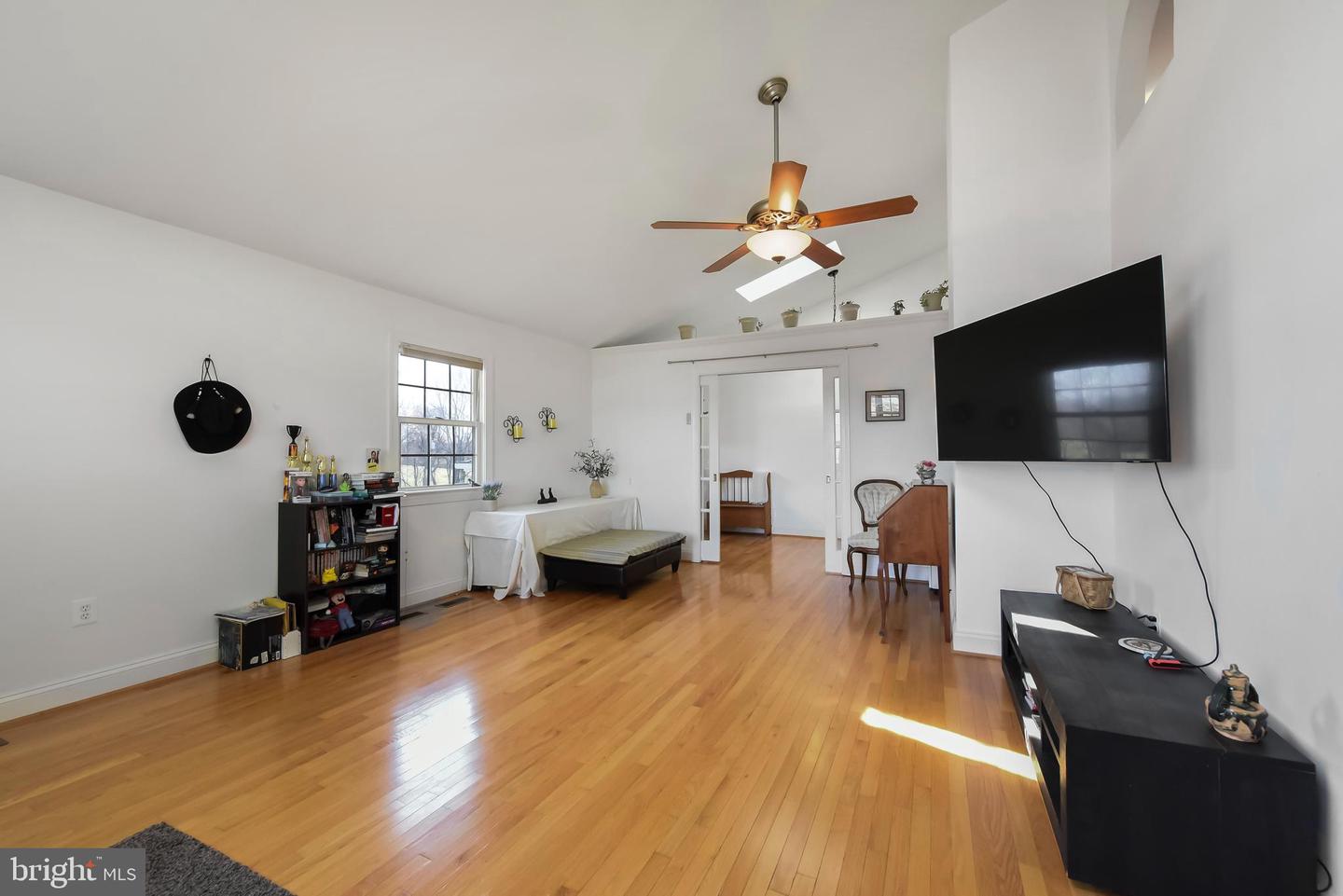 17029 HAMILTON STATION RD, HAMILTON, Virginia 20158, 3 Bedrooms Bedrooms, ,4 BathroomsBathrooms,Residential,For sale,17029 HAMILTON STATION RD,VALO2089620 MLS # VALO2089620
