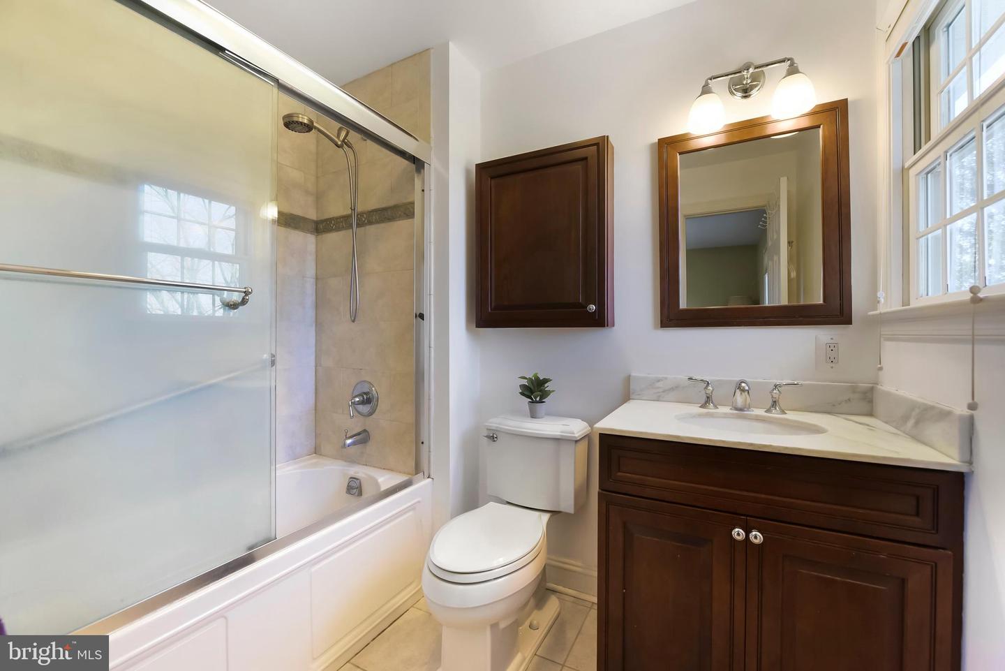 17029 HAMILTON STATION RD, HAMILTON, Virginia 20158, 3 Bedrooms Bedrooms, ,4 BathroomsBathrooms,Residential,For sale,17029 HAMILTON STATION RD,VALO2089620 MLS # VALO2089620
