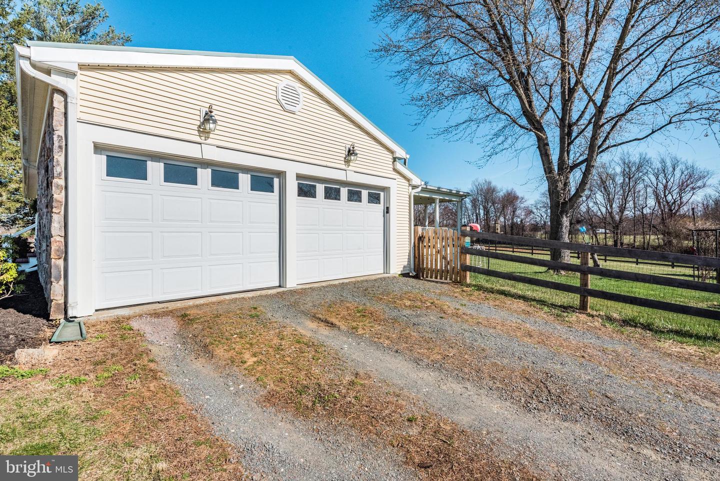 17029 HAMILTON STATION RD, HAMILTON, Virginia 20158, 3 Bedrooms Bedrooms, ,4 BathroomsBathrooms,Residential,For sale,17029 HAMILTON STATION RD,VALO2089620 MLS # VALO2089620