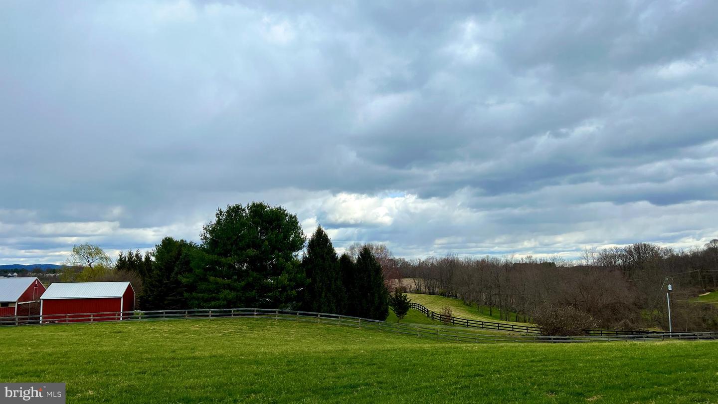 17029 HAMILTON STATION RD, HAMILTON, Virginia 20158, 3 Bedrooms Bedrooms, ,4 BathroomsBathrooms,Residential,For sale,17029 HAMILTON STATION RD,VALO2089620 MLS # VALO2089620