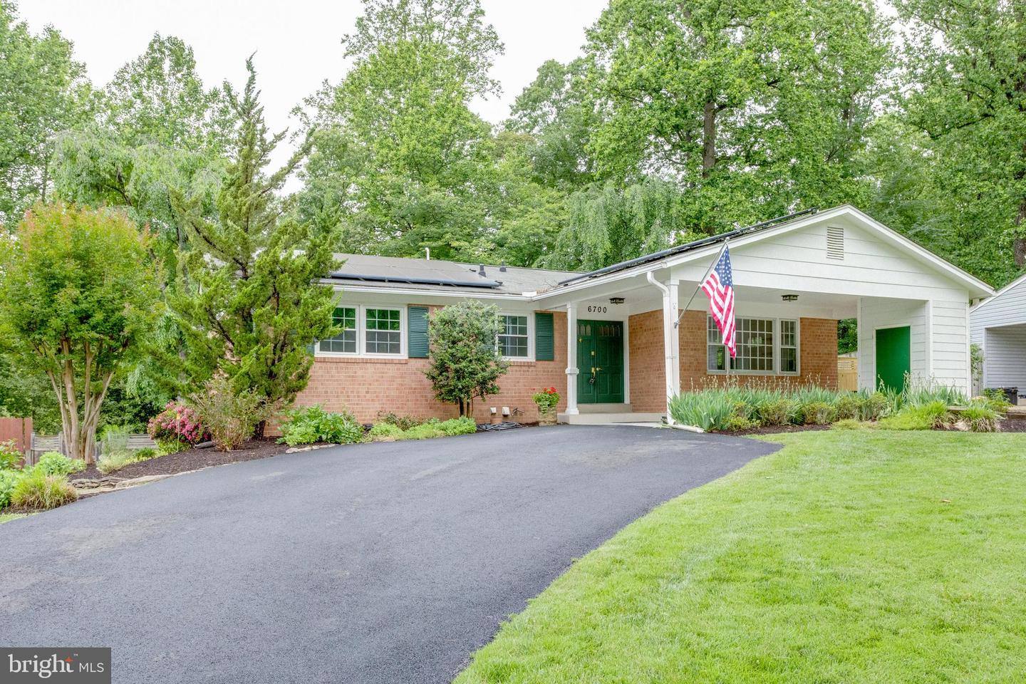 6700 HUNTSMAN BLVD, SPRINGFIELD, Virginia 22152, 4 Bedrooms Bedrooms, ,3 BathroomsBathrooms,Residential,For sale,6700 HUNTSMAN BLVD,VAFX2224760 MLS # VAFX2224760
