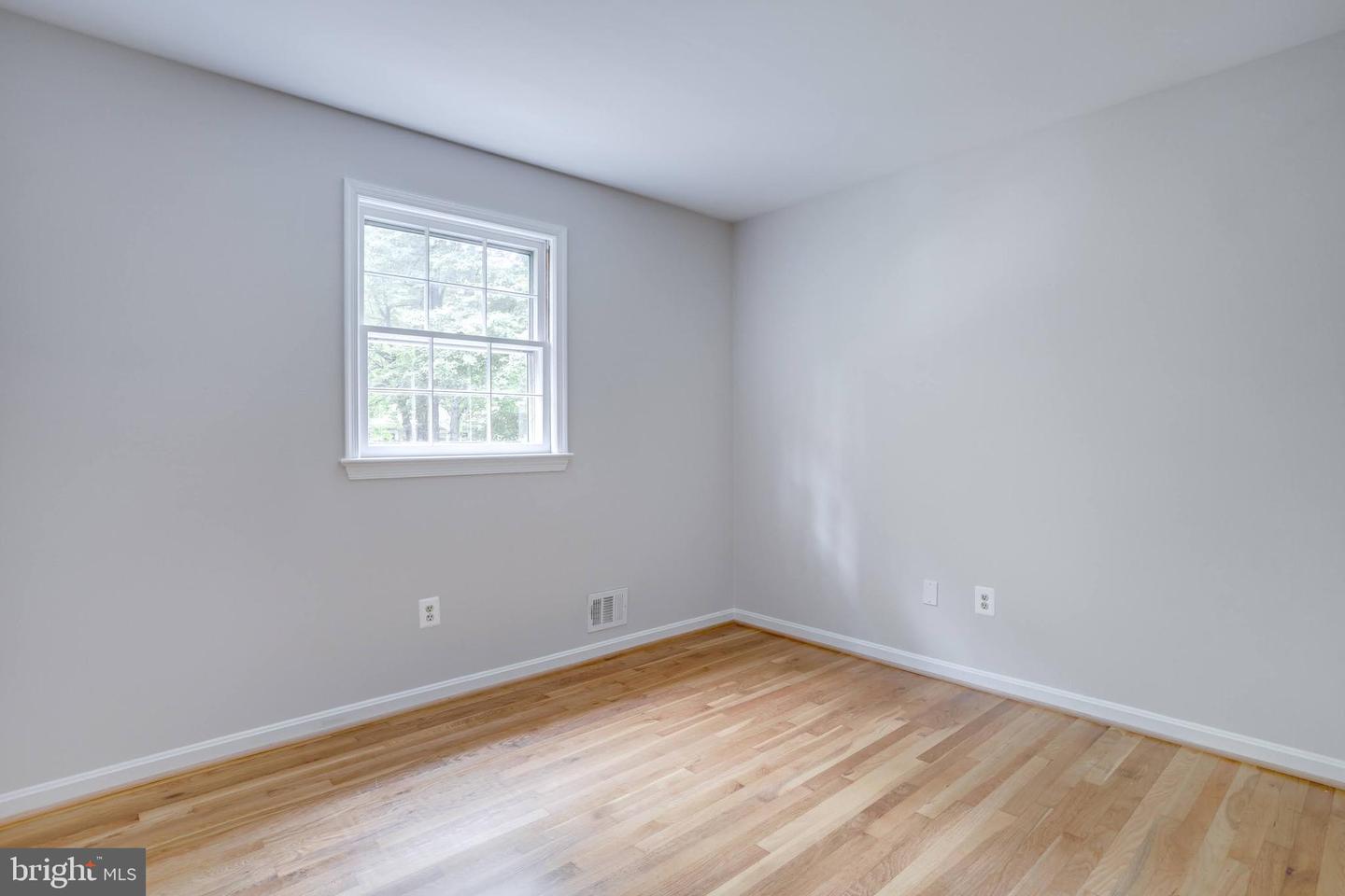 6700 HUNTSMAN BLVD, SPRINGFIELD, Virginia 22152, 4 Bedrooms Bedrooms, ,3 BathroomsBathrooms,Residential,For sale,6700 HUNTSMAN BLVD,VAFX2224760 MLS # VAFX2224760
