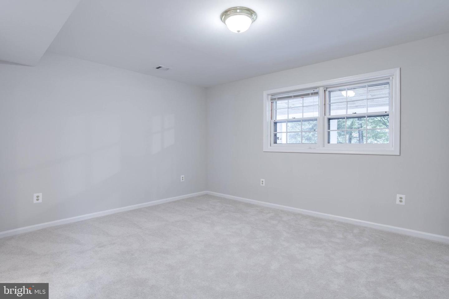 6700 HUNTSMAN BLVD, SPRINGFIELD, Virginia 22152, 4 Bedrooms Bedrooms, ,3 BathroomsBathrooms,Residential,For sale,6700 HUNTSMAN BLVD,VAFX2224760 MLS # VAFX2224760