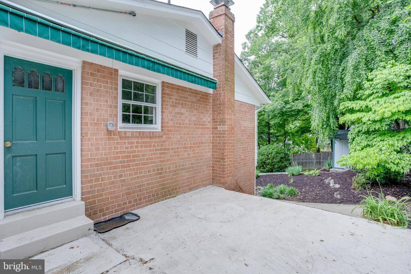 6700 HUNTSMAN BLVD, SPRINGFIELD, Virginia 22152, 4 Bedrooms Bedrooms, ,3 BathroomsBathrooms,Residential,For sale,6700 HUNTSMAN BLVD,VAFX2224760 MLS # VAFX2224760