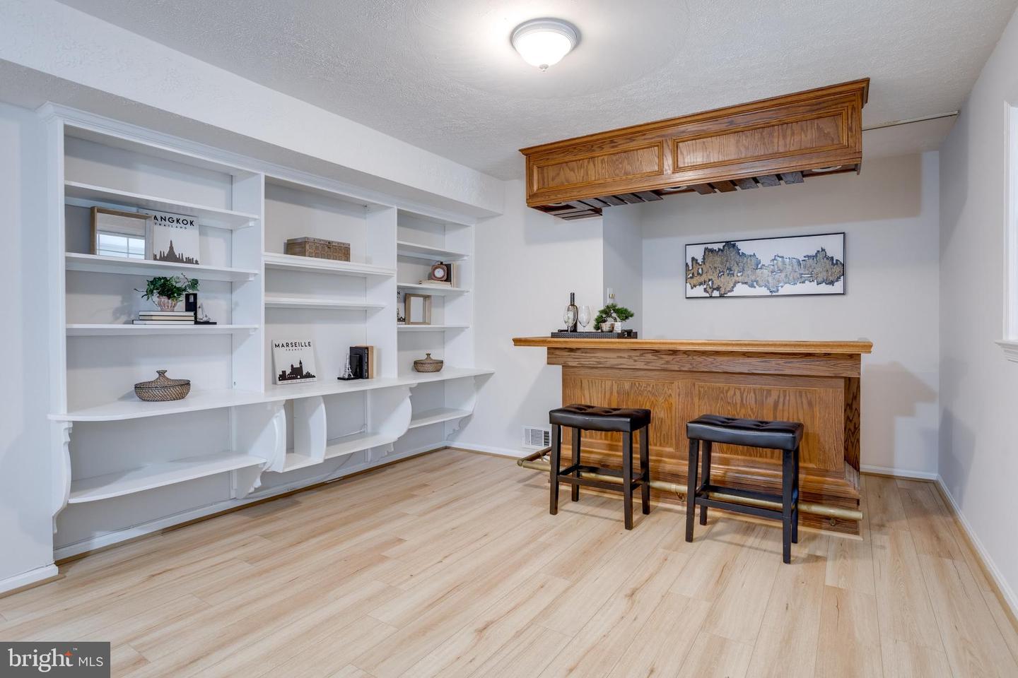 6700 HUNTSMAN BLVD, SPRINGFIELD, Virginia 22152, 4 Bedrooms Bedrooms, ,3 BathroomsBathrooms,Residential,For sale,6700 HUNTSMAN BLVD,VAFX2224760 MLS # VAFX2224760