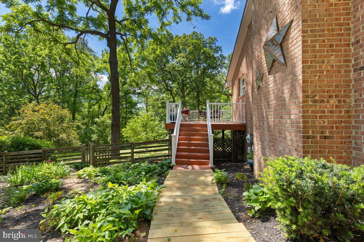 38577 GOOSE CREEK LN, LEESBURG, Virginia 20175, 4 Bedrooms Bedrooms, ,3 BathroomsBathrooms,Residential,For sale,38577 GOOSE CREEK LN,VALO2090706 MLS # VALO2090706