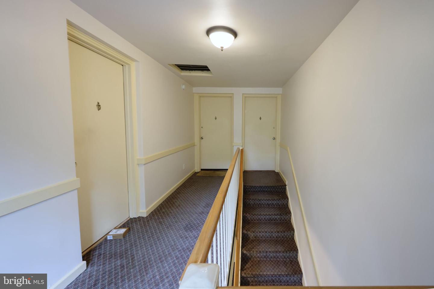 816 S ARLINGTON MILL DR #5-303, ARLINGTON, Virginia 22204, 1 Bedroom Bedrooms, ,1 BathroomBathrooms,Residential,For sale,816 S ARLINGTON MILL DR #5-303,VAAR2054574 MLS # VAAR2054574
