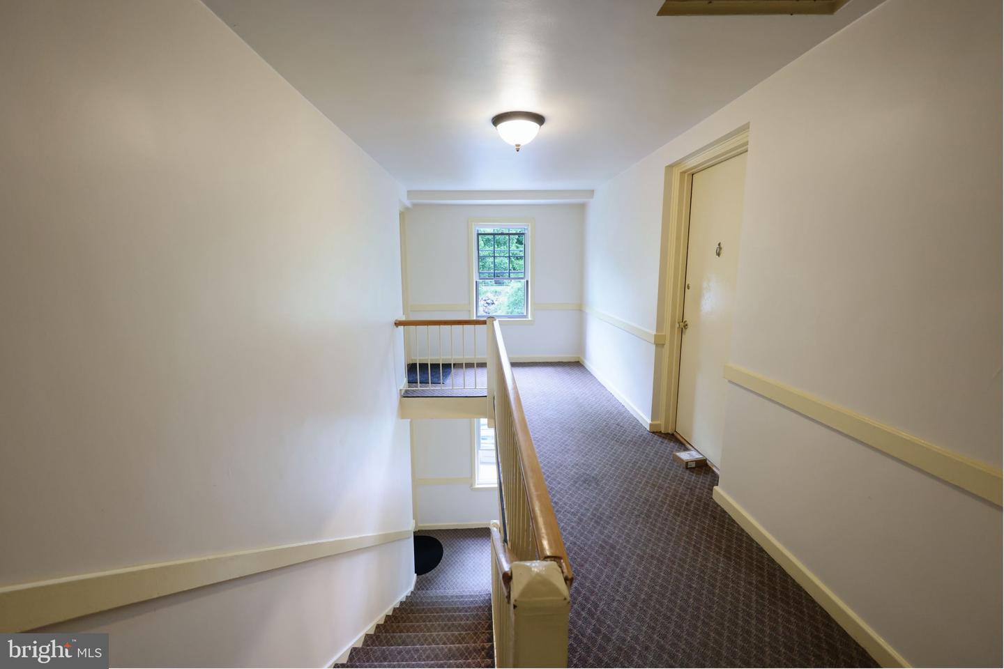 816 S ARLINGTON MILL DR #5-303, ARLINGTON, Virginia 22204, 1 Bedroom Bedrooms, ,1 BathroomBathrooms,Residential,For sale,816 S ARLINGTON MILL DR #5-303,VAAR2054574 MLS # VAAR2054574