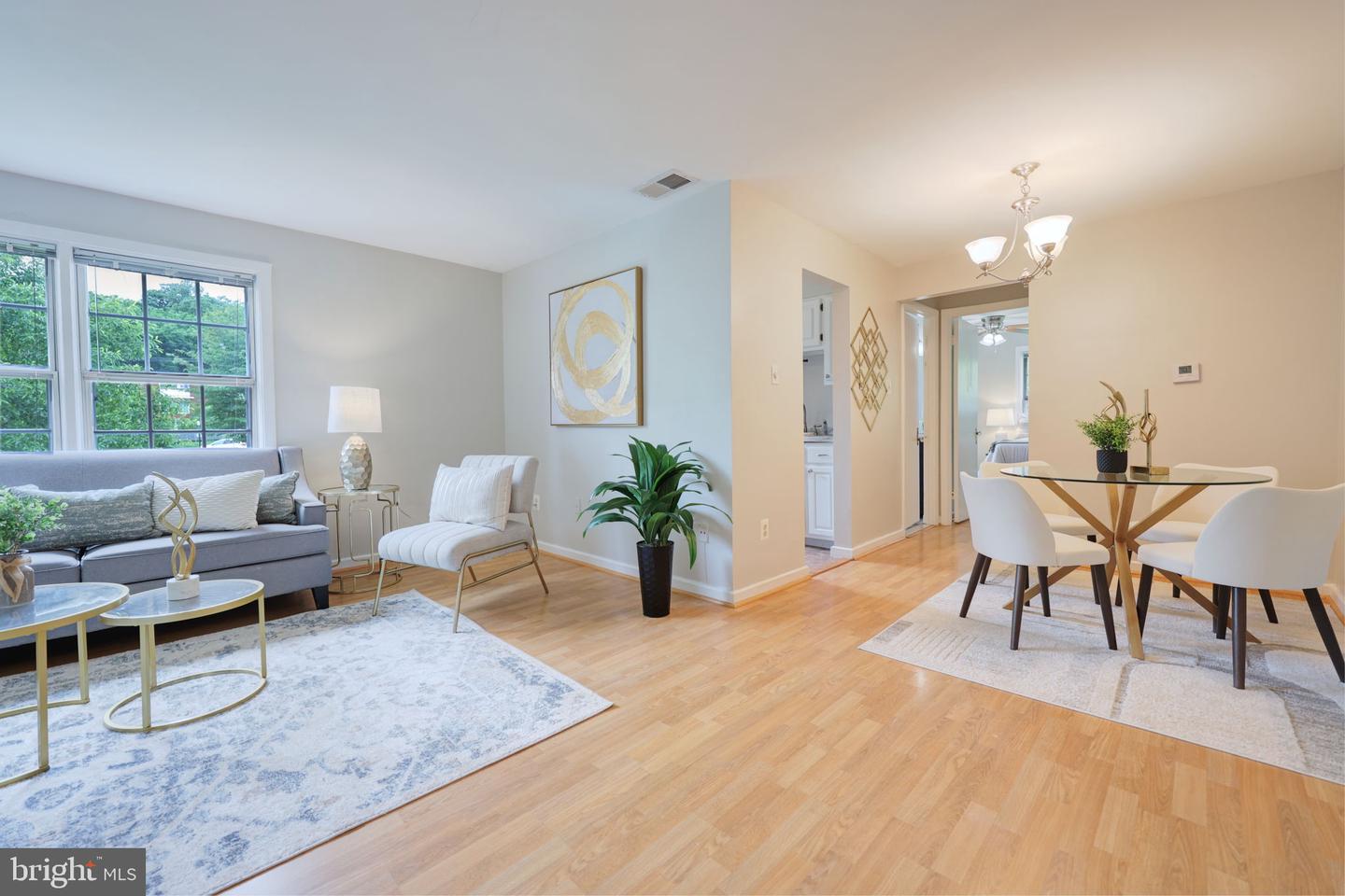 816 S ARLINGTON MILL DR #5-303, ARLINGTON, Virginia 22204, 1 Bedroom Bedrooms, ,1 BathroomBathrooms,Residential,For sale,816 S ARLINGTON MILL DR #5-303,VAAR2054574 MLS # VAAR2054574