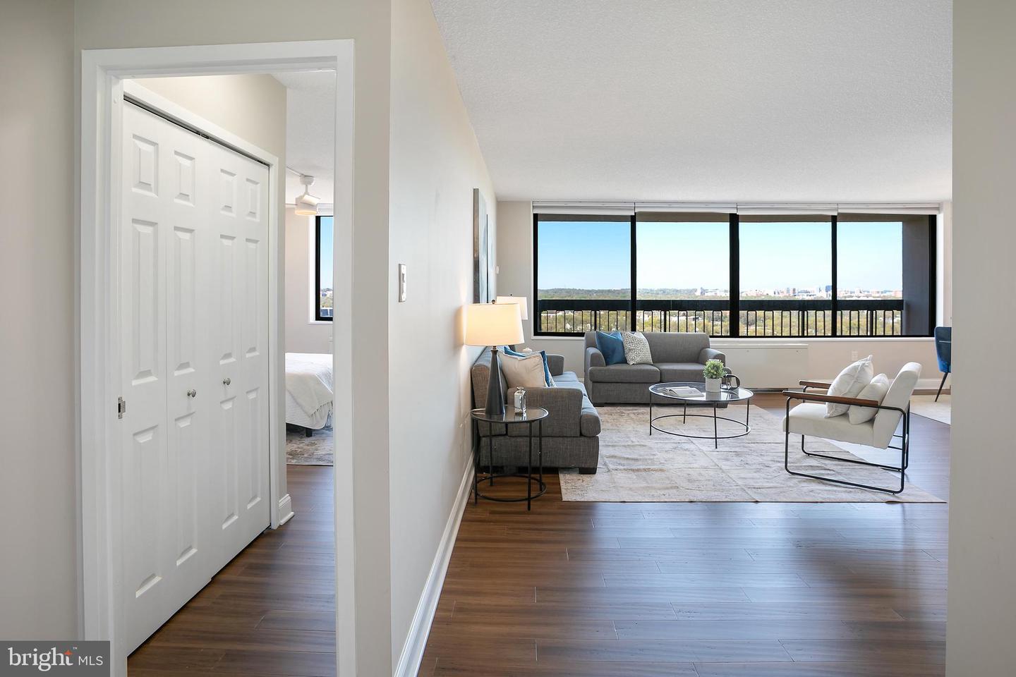 3701 S GEORGE MASON DR #2412N, FALLS CHURCH, Virginia 22041, 1 Bedroom Bedrooms, ,1 BathroomBathrooms,Residential,For sale,3701 S GEORGE MASON DR #2412N,VAFX2228432 MLS # VAFX2228432