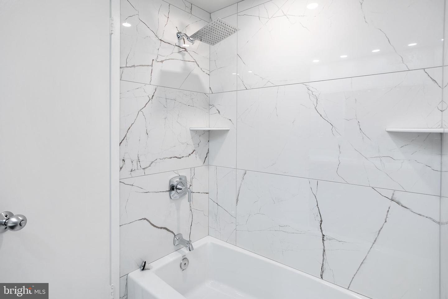 3701 S GEORGE MASON DR #2412N, FALLS CHURCH, Virginia 22041, 1 Bedroom Bedrooms, ,1 BathroomBathrooms,Residential,For sale,3701 S GEORGE MASON DR #2412N,VAFX2228432 MLS # VAFX2228432