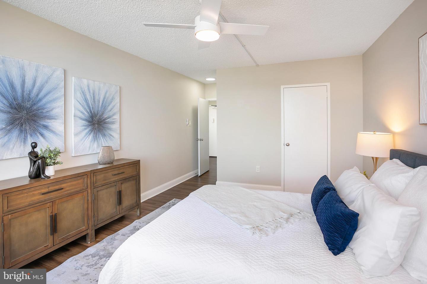 3701 S GEORGE MASON DR #2412N, FALLS CHURCH, Virginia 22041, 1 Bedroom Bedrooms, ,1 BathroomBathrooms,Residential,For sale,3701 S GEORGE MASON DR #2412N,VAFX2228432 MLS # VAFX2228432