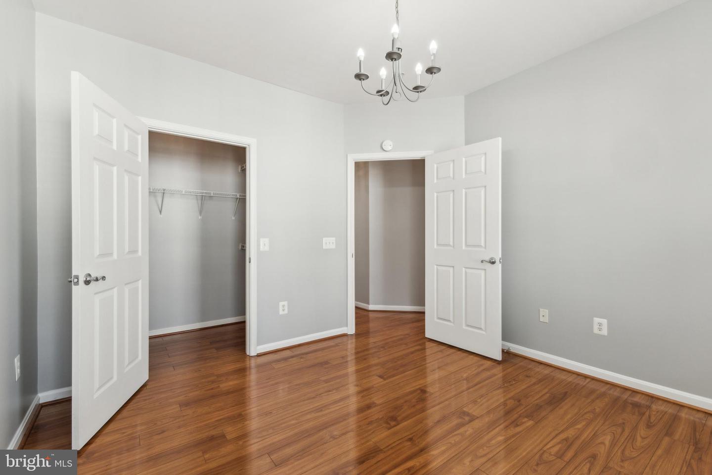 11623 CAVALIER LANDING CT #305, FAIRFAX, Virginia 22030, 2 Bedrooms Bedrooms, ,2 BathroomsBathrooms,Residential,For sale,11623 CAVALIER LANDING CT #305,VAFX2228662 MLS # VAFX2228662