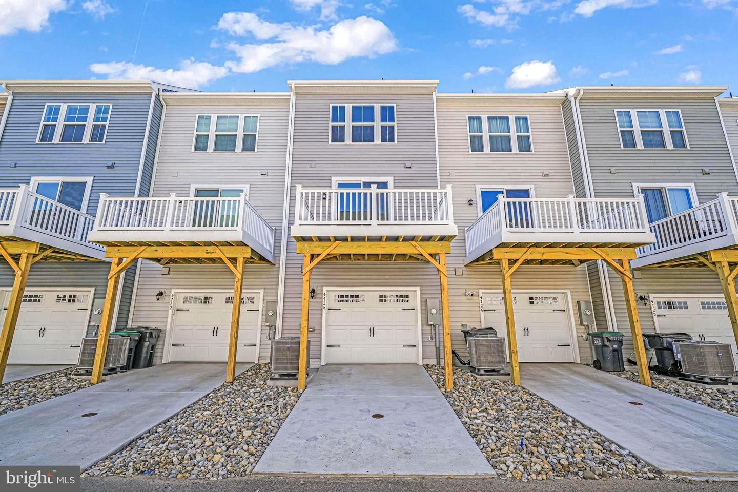 4724 TORREY LN, FREDERICKSBURG, Virginia 22408, 3 Bedrooms Bedrooms, ,3 BathroomsBathrooms,Residential,For sale,4724 TORREY LN,VASP2031550 MLS # VASP2031550