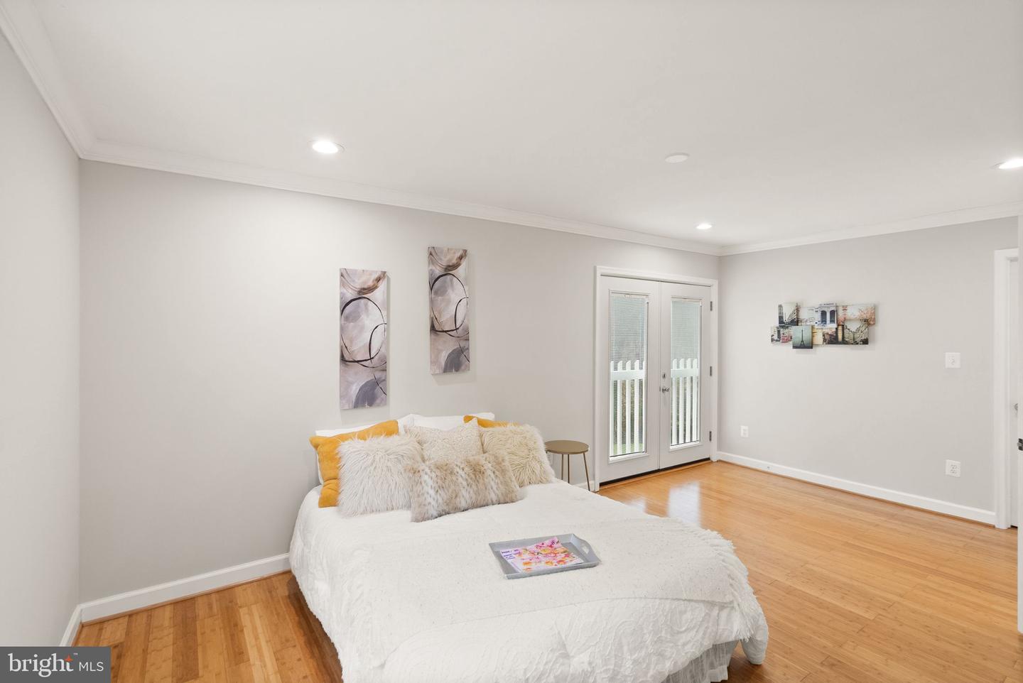 11405 FAIRFAX STATION RD, FAIRFAX STATION, Virginia 22039, 4 Bedrooms Bedrooms, ,3 BathroomsBathrooms,Residential,For sale,11405 FAIRFAX STATION RD,VAFX2229356 MLS # VAFX2229356