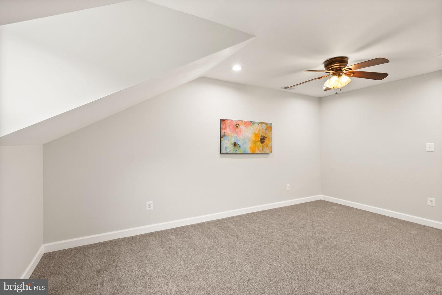 11405 FAIRFAX STATION RD, FAIRFAX STATION, Virginia 22039, 4 Bedrooms Bedrooms, ,3 BathroomsBathrooms,Residential,For sale,11405 FAIRFAX STATION RD,VAFX2229356 MLS # VAFX2229356