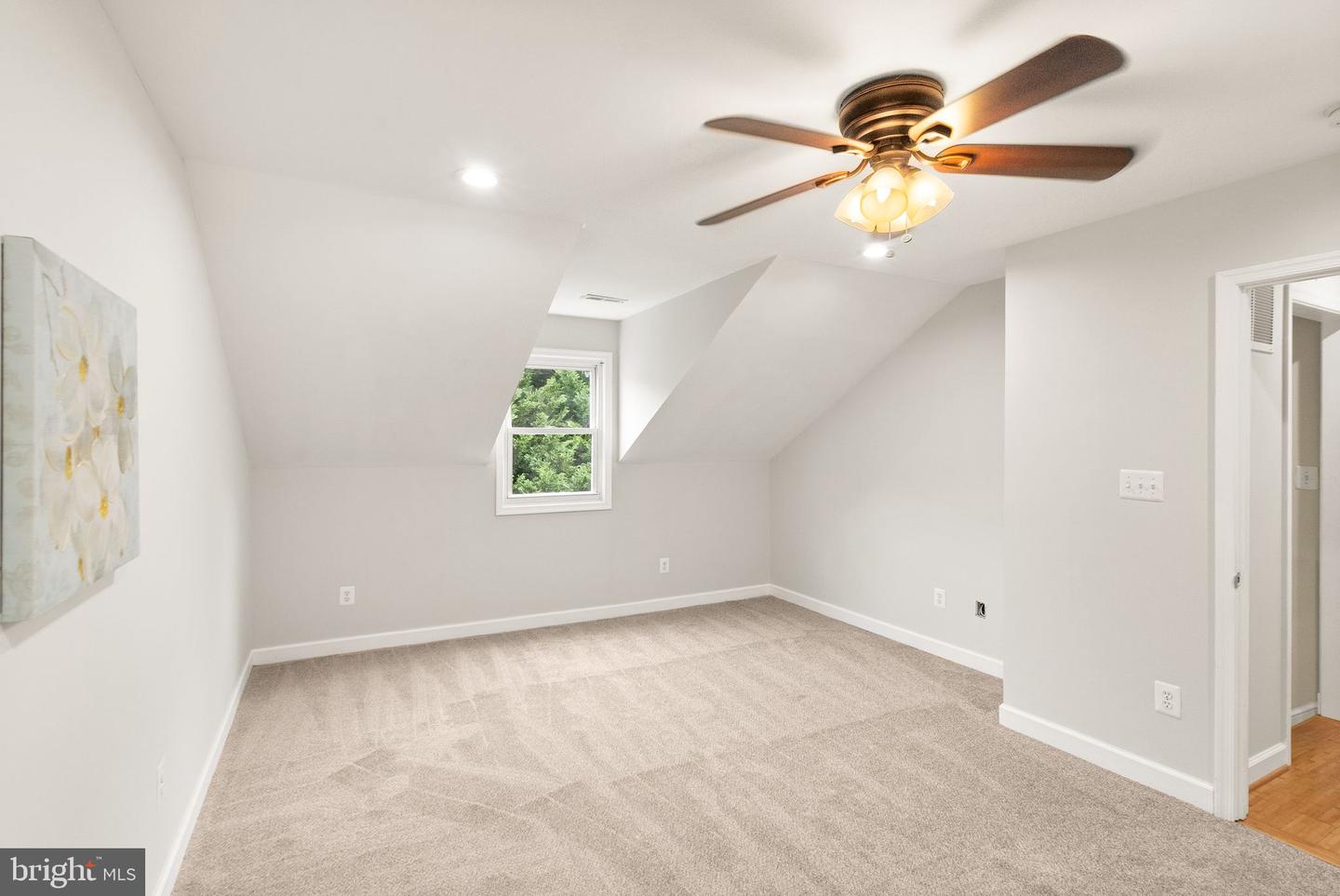 11405 FAIRFAX STATION RD, FAIRFAX STATION, Virginia 22039, 4 Bedrooms Bedrooms, ,3 BathroomsBathrooms,Residential,For sale,11405 FAIRFAX STATION RD,VAFX2229356 MLS # VAFX2229356