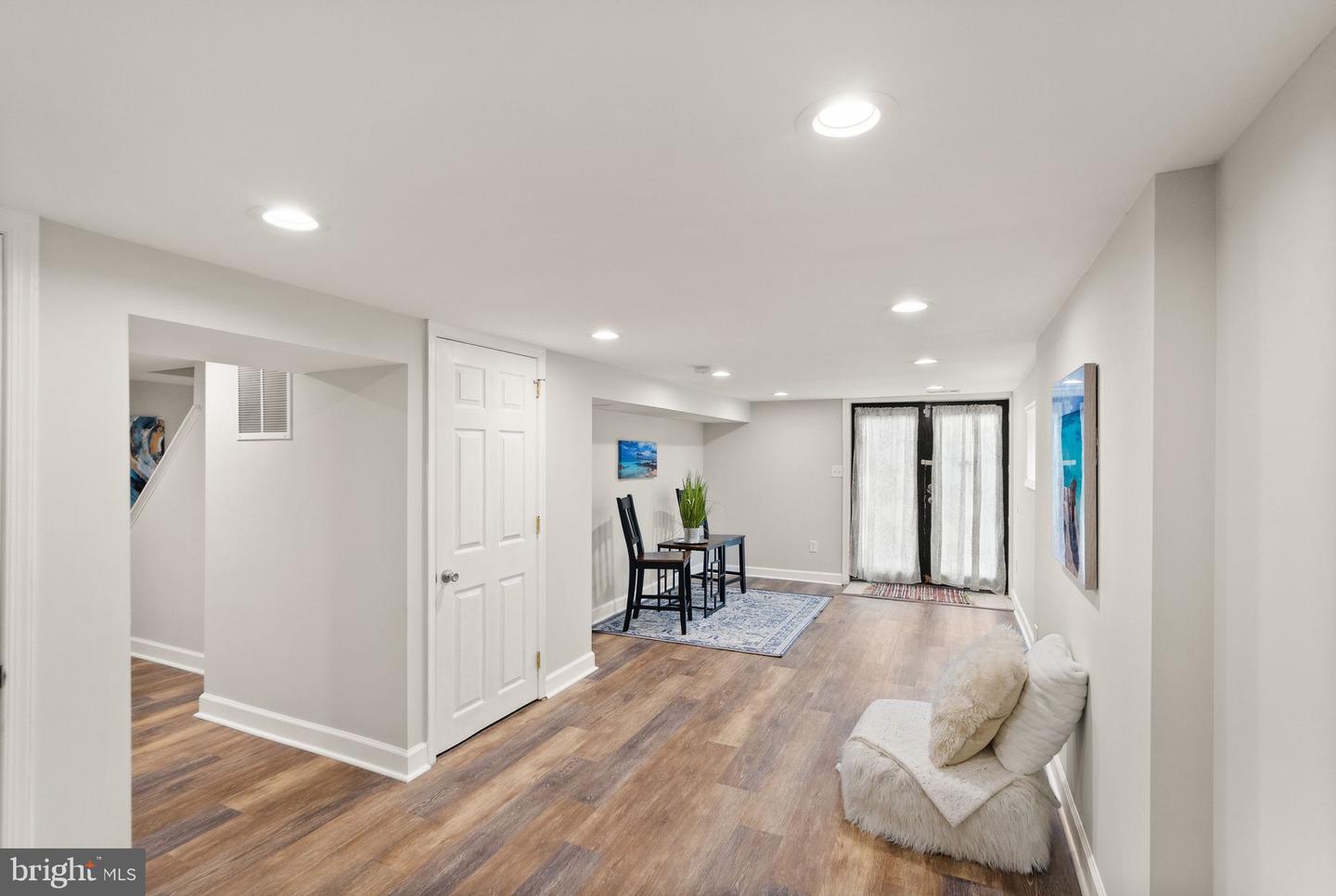 11405 FAIRFAX STATION RD, FAIRFAX STATION, Virginia 22039, 4 Bedrooms Bedrooms, ,3 BathroomsBathrooms,Residential,For sale,11405 FAIRFAX STATION RD,VAFX2229356 MLS # VAFX2229356