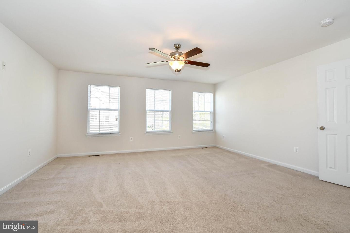 3019 AMERICAN EAGLE BLVD, WOODBRIDGE, Virginia 22191, 5 Bedrooms Bedrooms, ,3 BathroomsBathrooms,Residential,For sale,3019 AMERICAN EAGLE BLVD,VAPW2090220 MLS # VAPW2090220