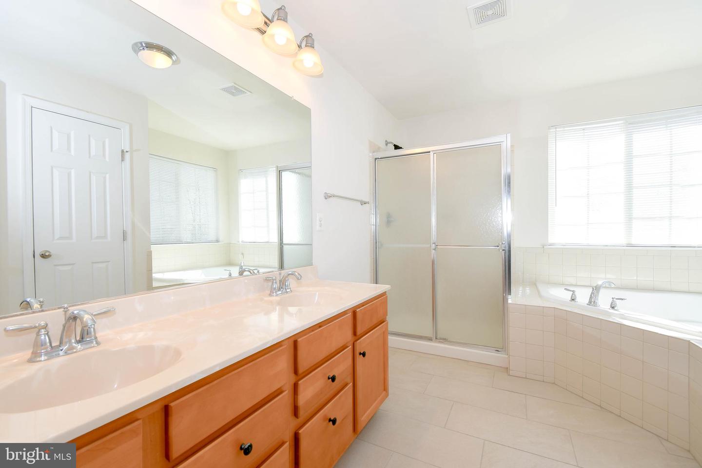 3019 AMERICAN EAGLE BLVD, WOODBRIDGE, Virginia 22191, 5 Bedrooms Bedrooms, ,3 BathroomsBathrooms,Residential,For sale,3019 AMERICAN EAGLE BLVD,VAPW2090220 MLS # VAPW2090220