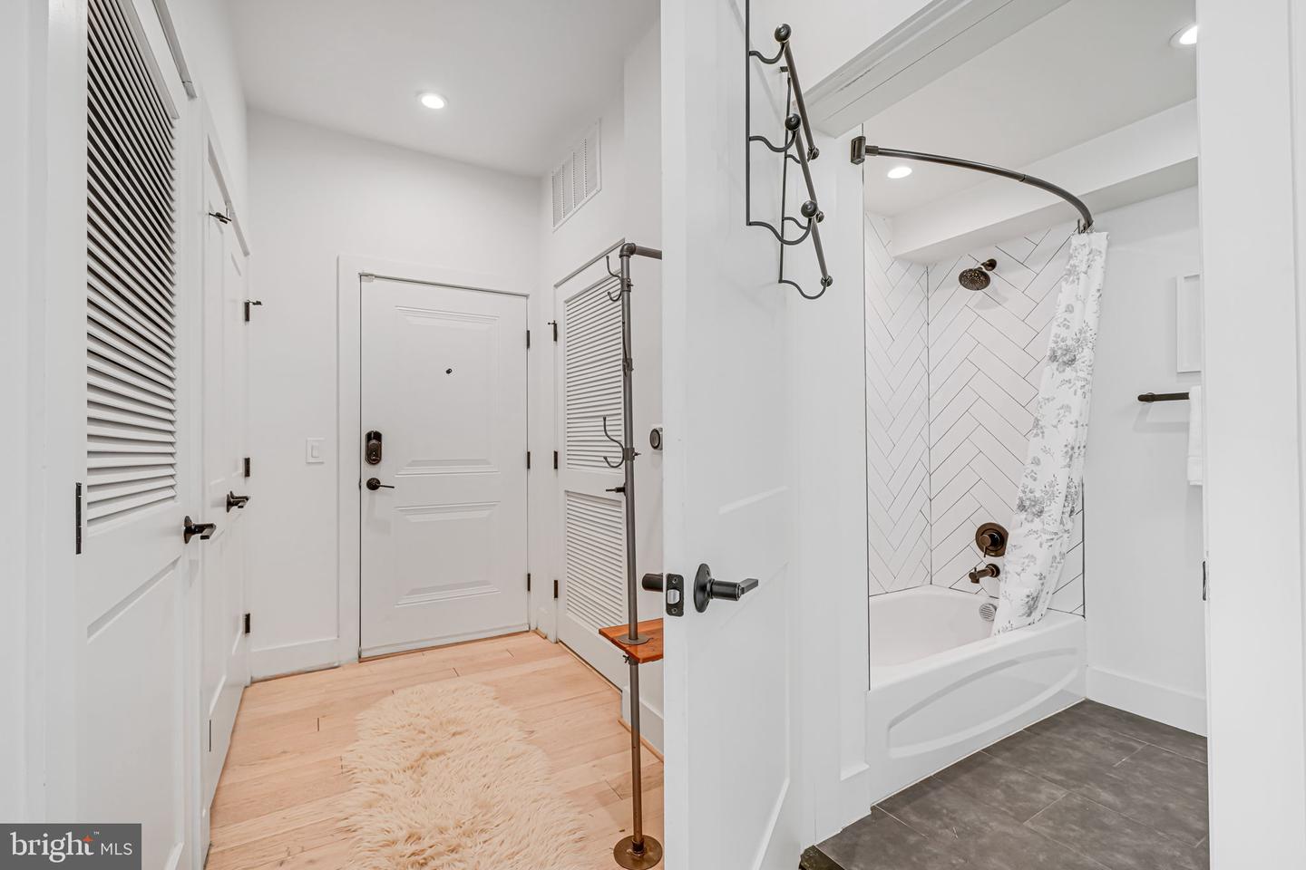 1510 N CAPITOL ST NW #101, WASHINGTON, District Of Columbia 20002, 1 Bedroom Bedrooms, ,1 BathroomBathrooms,Residential,For sale,1510 N CAPITOL ST NW #101,DCDC2191654 MLS # DCDC2191654