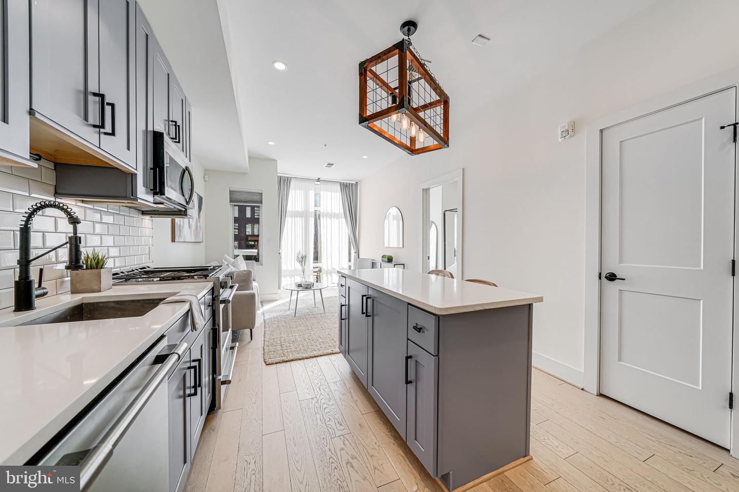 1510 N CAPITOL ST NW #101, WASHINGTON, District Of Columbia 20002, 1 Bedroom Bedrooms, ,1 BathroomBathrooms,Residential,For sale,1510 N CAPITOL ST NW #101,DCDC2191654 MLS # DCDC2191654