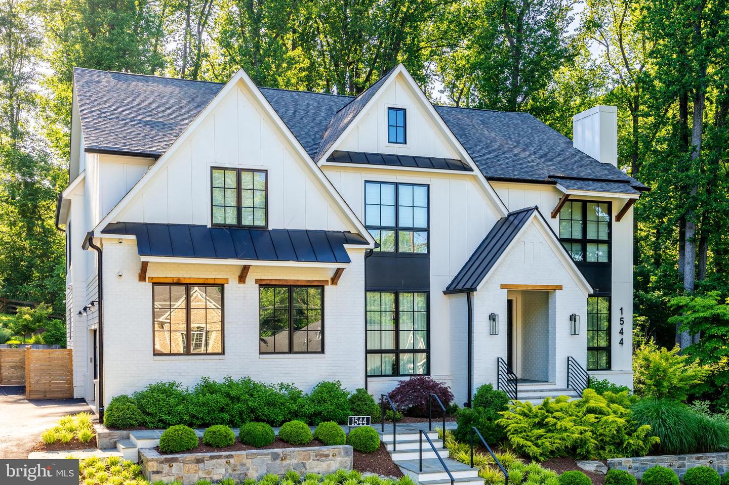 1544 FOREST VILLA LN, MCLEAN, Virginia 22101, 5 Bedrooms Bedrooms, ,5 BathroomsBathrooms,Residential,For sale,1544 FOREST VILLA LN,VAFX2229810 MLS # VAFX2229810