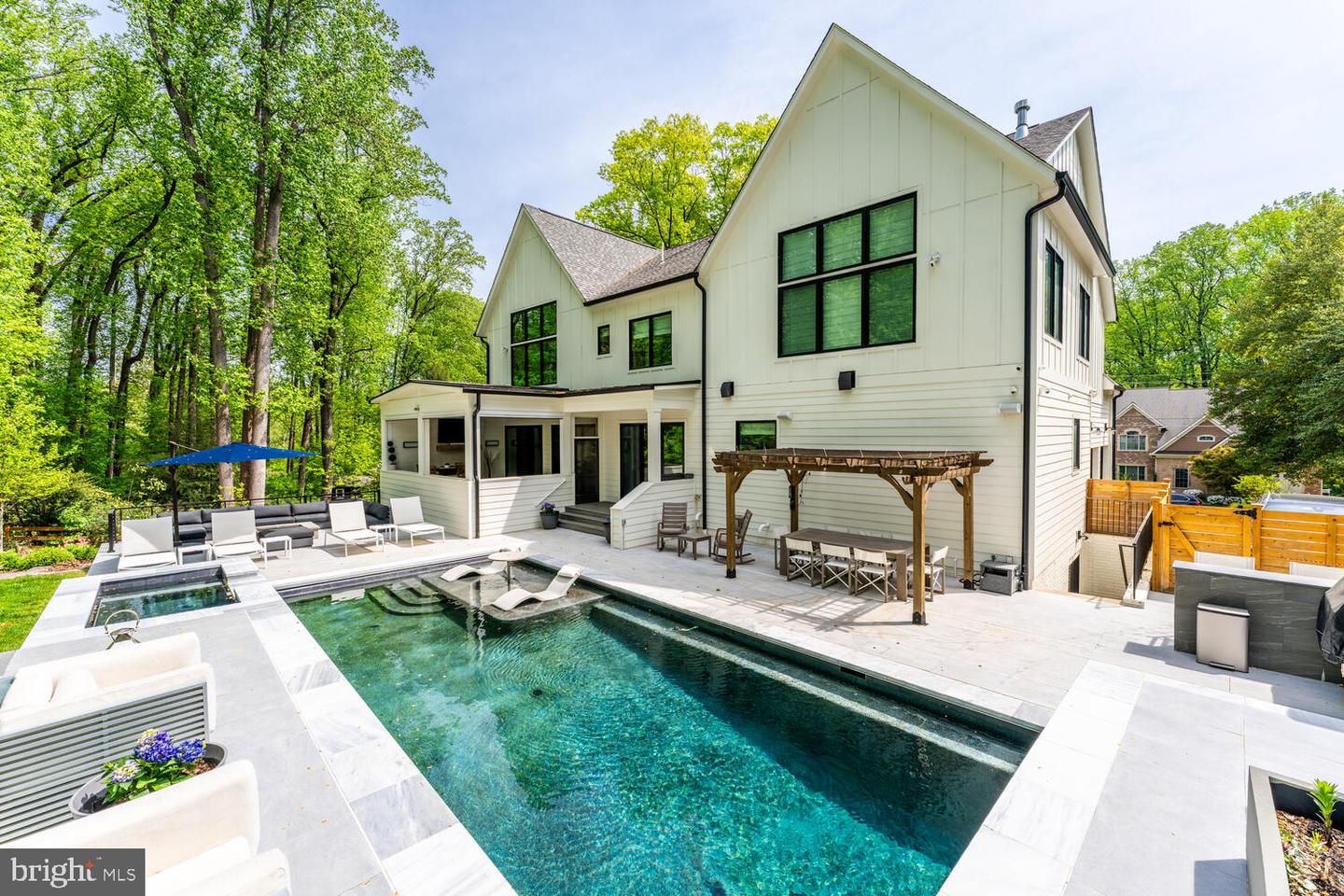 1544 FOREST VILLA LN, MCLEAN, Virginia 22101, 5 Bedrooms Bedrooms, ,5 BathroomsBathrooms,Residential,For sale,1544 FOREST VILLA LN,VAFX2229810 MLS # VAFX2229810