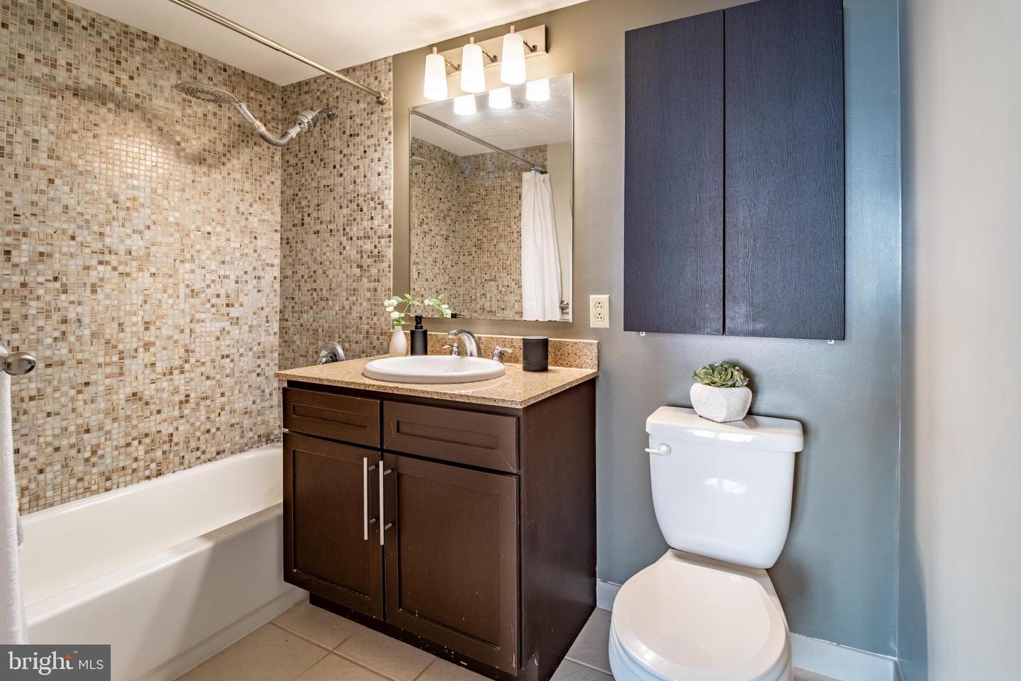 1150 K ST NW #1008, WASHINGTON, District Of Columbia 20005, 2 Bedrooms Bedrooms, ,2 BathroomsBathrooms,Residential,For sale,1150 K ST NW #1008,DCDC2192320 MLS # DCDC2192320