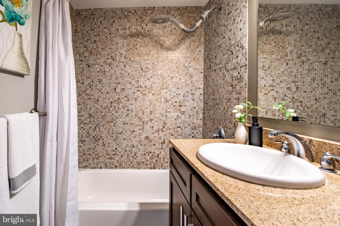 1150 K ST NW #1008, WASHINGTON, District Of Columbia 20005, 2 Bedrooms Bedrooms, ,2 BathroomsBathrooms,Residential,For sale,1150 K ST NW #1008,DCDC2192320 MLS # DCDC2192320